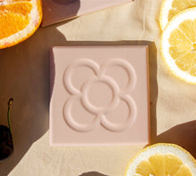 Cargar imagen en el visor de la galería, POSAVASO PANOT DE BARCELONA Naranja