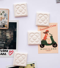 Cargar imagen en el visor de la galería, IMANES " PANOT DE BARCELONA" Set-1