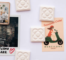 Cargar imagen en el visor de la galería, IMANES &quot; PANOT DE BARCELONA&quot; Set-1