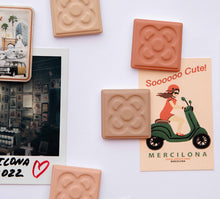 Cargar imagen en el visor de la galería, IMANES &quot; FLOR DE BARCELONA&quot; Set-3