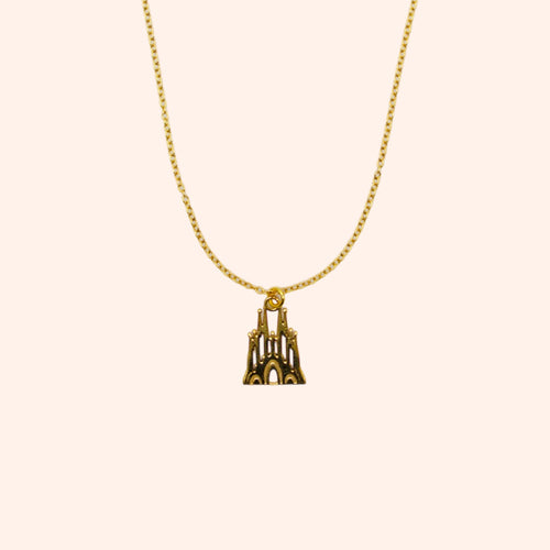 COLLAR SAGRADA FAMILIA PLATA