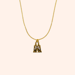 COLLAR SAGRADA FAMILIA PLATA