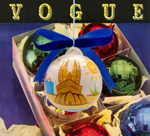 Cargar imagen en el visor de la galería, BOLA DE NAVIDAD PARA COLGAR - SAGRADA Y UN VELERO