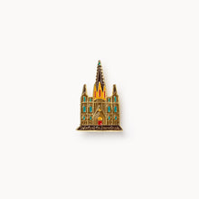 Load image into Gallery viewer, PIN ESMALTADO - CATEDRAL DE BARCELONA