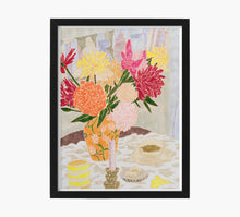 Load image into Gallery viewer, Piones rosas en una garra de una mesa 
